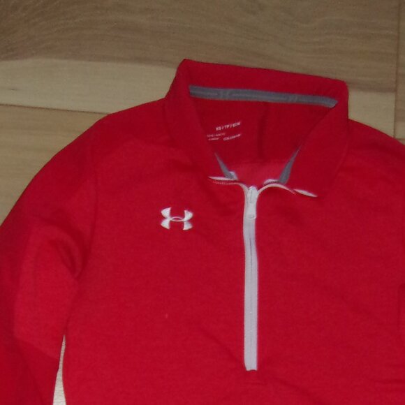 under armour Size extra small loose womans athletic long sleeved tee shirt t red - Picture 4 of 4